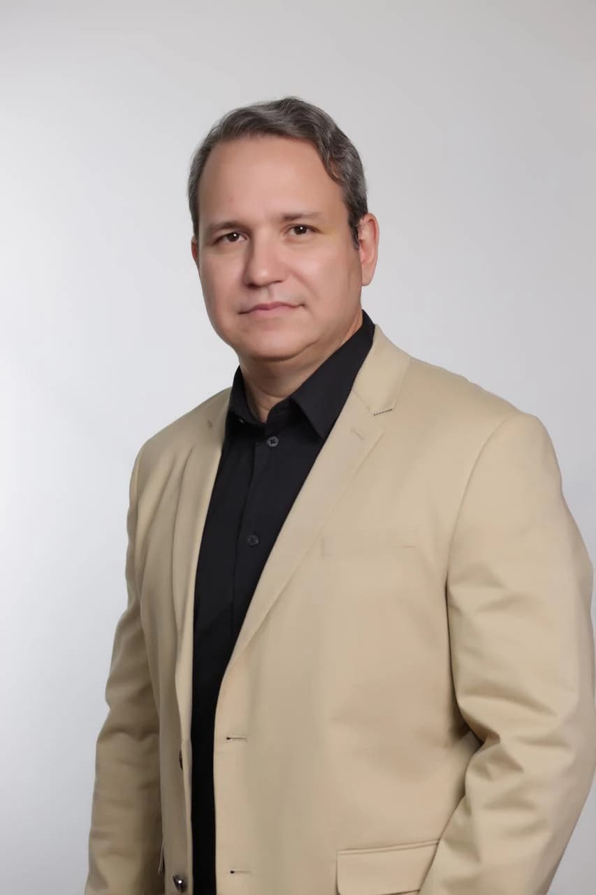 Retrato oficial do Dr. Erisson Brandão